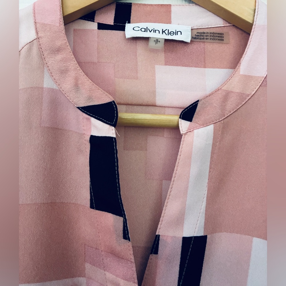 Calvin Klein Pink and Black Geometric Blouse - Picture 5 of 8